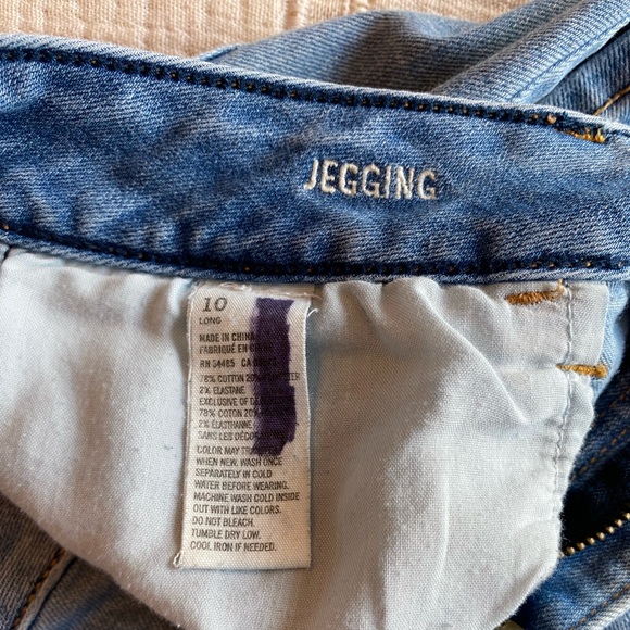 American Eagle Outfitters Light Wash Jeggings - Picture 4 of 4
